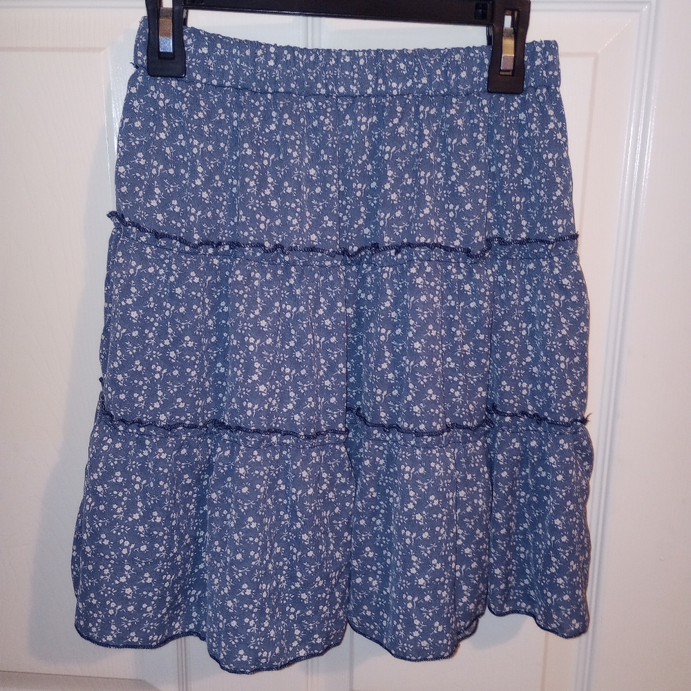 Women's Rumwe 16 inch mini skirt blue with floral size small